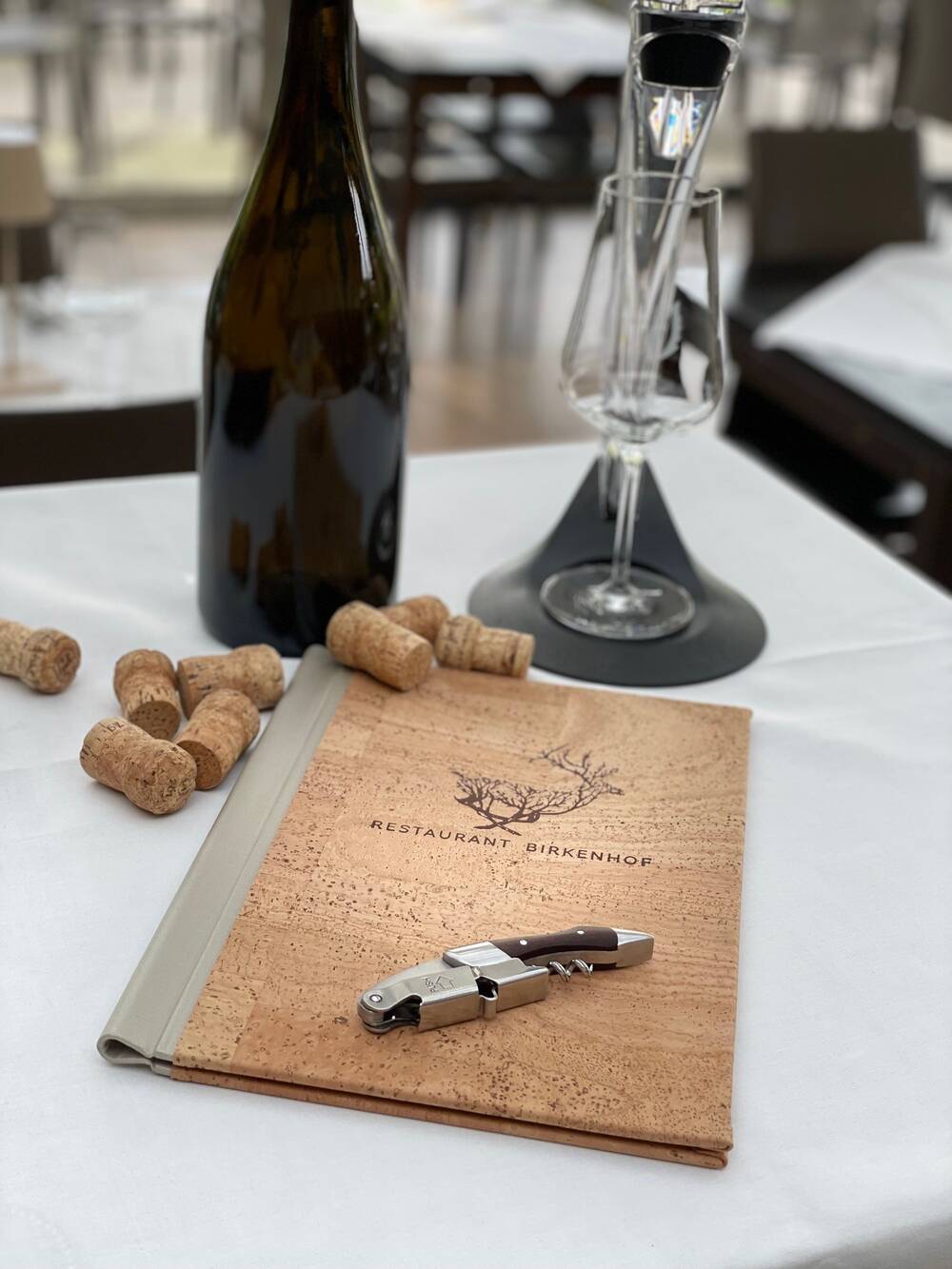 Wine & Dine